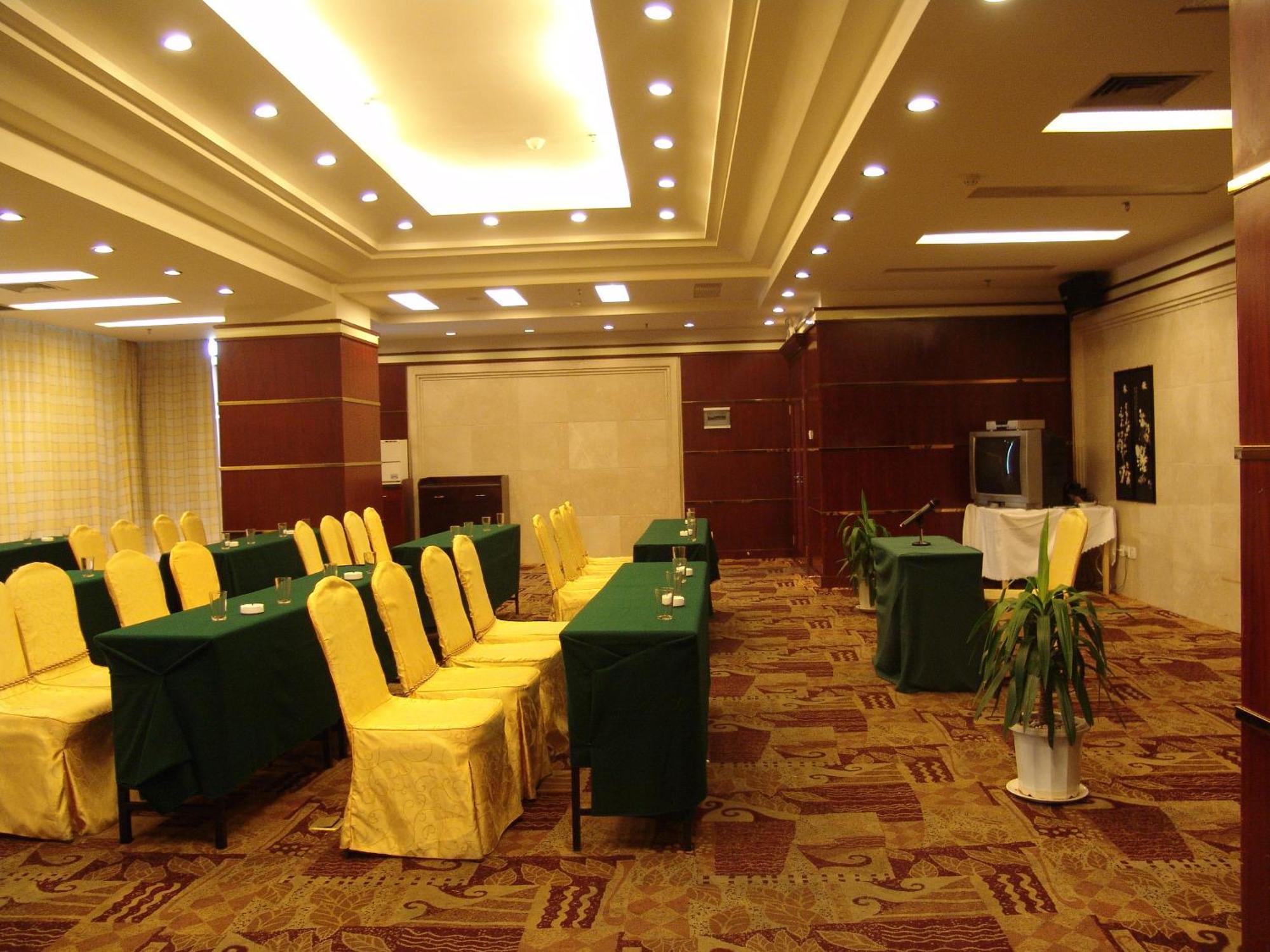 Kunming Golden Spring Hotel Exteriör bild
